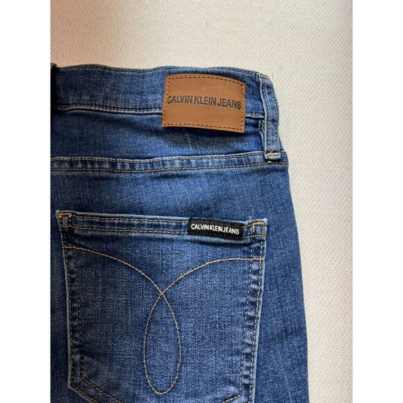 Calvin Klein Women's High Rise Slim Jeans Raw Hem Stretch Size 26 Blue Denim - Picture 11 of 11